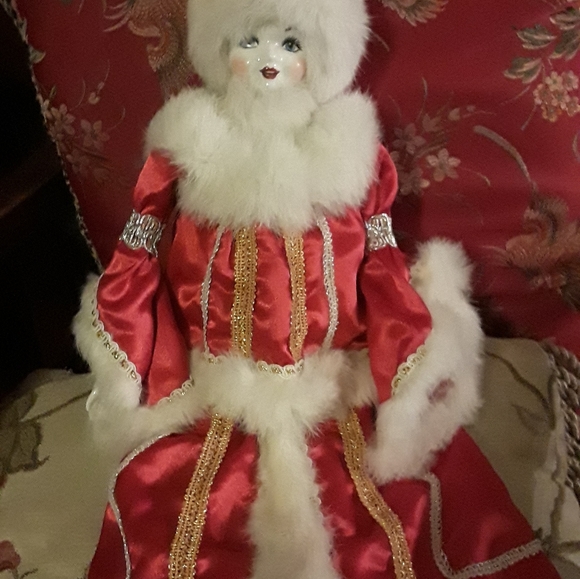 Large Vintqge ceramic Russian Doll - Picture 2 of 8